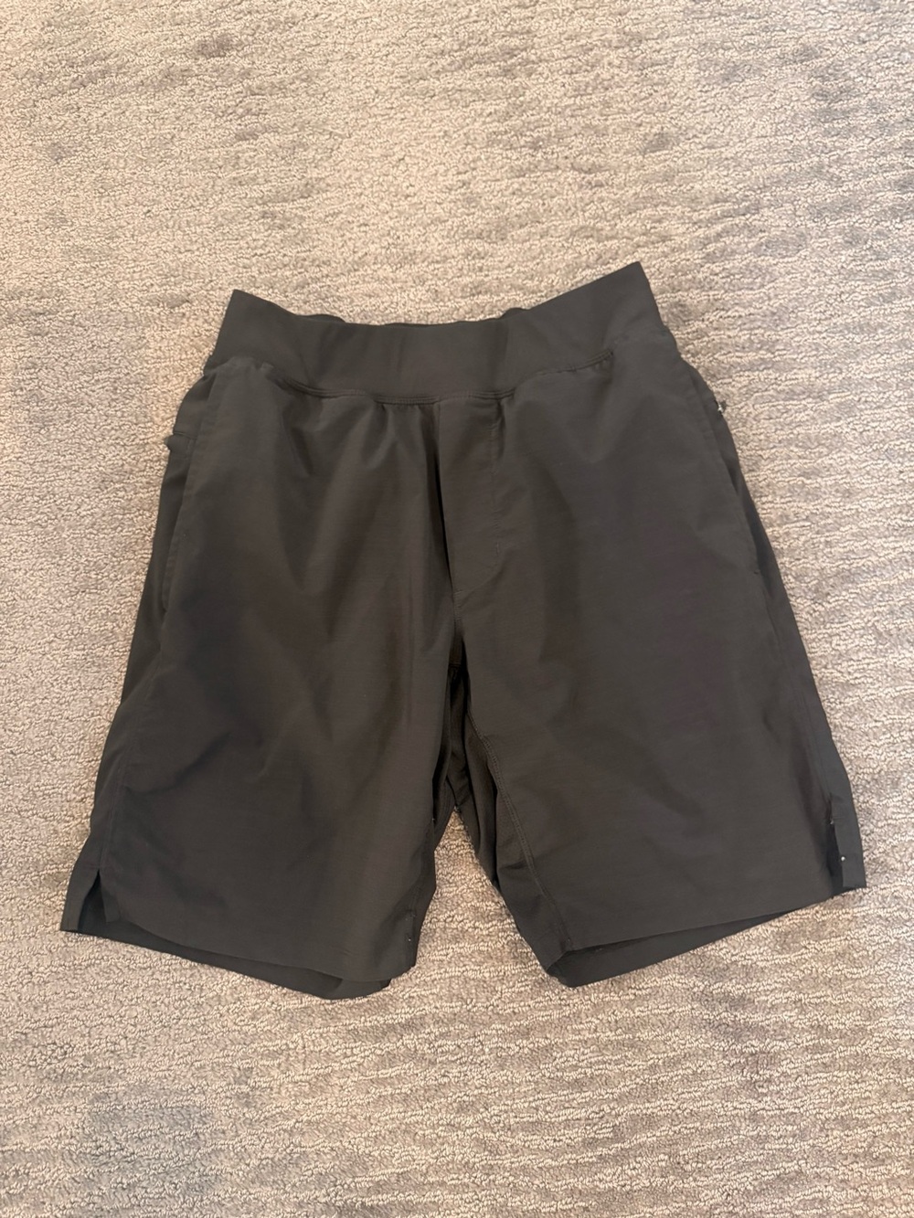 Fabletics Men's Black Athletic  Shorts